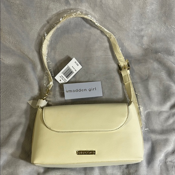 Madden Girl Cream Shoulder Bag - Picture 2 of 14